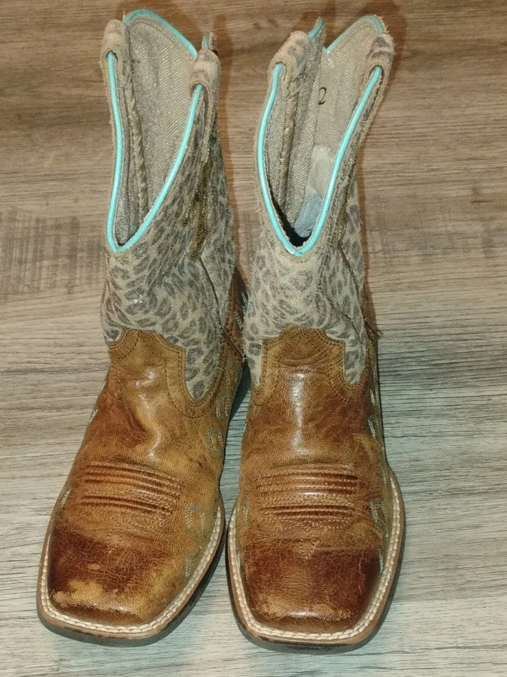 Ariat brown leather